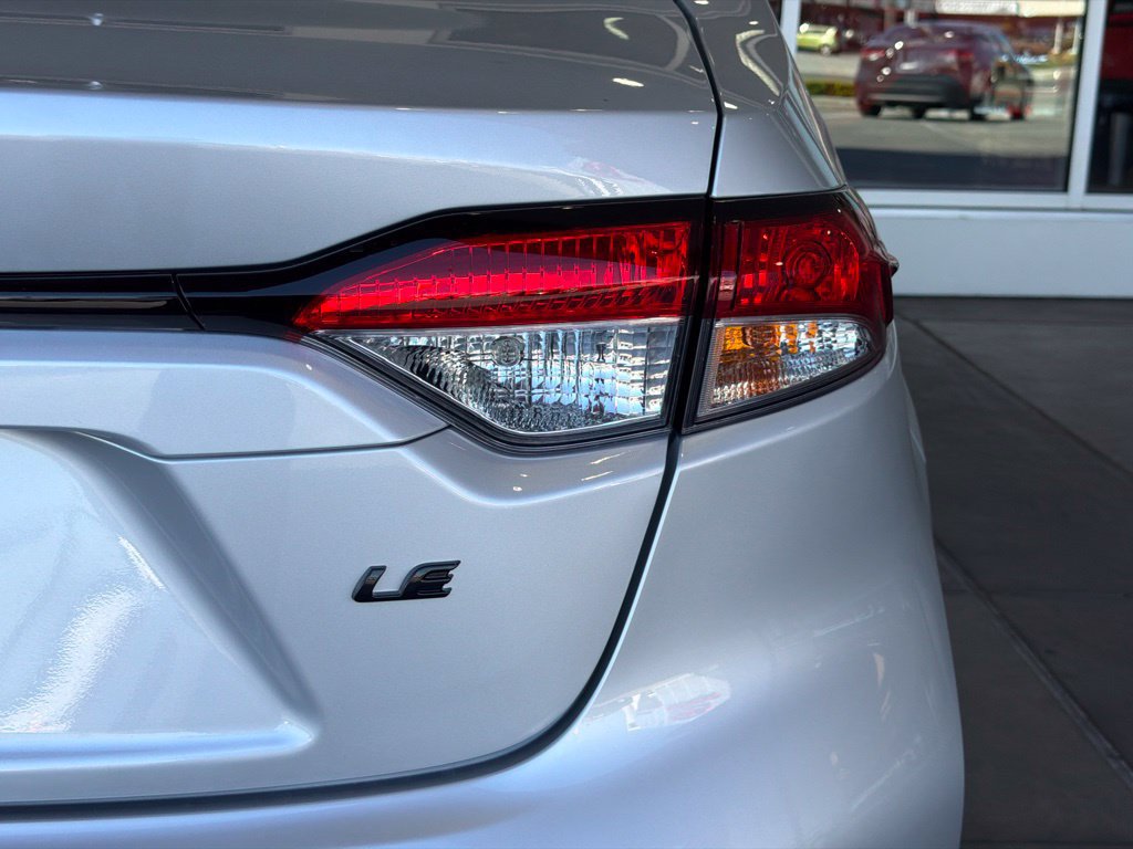 New 2027 Toyota Corolla LE FWD image 12