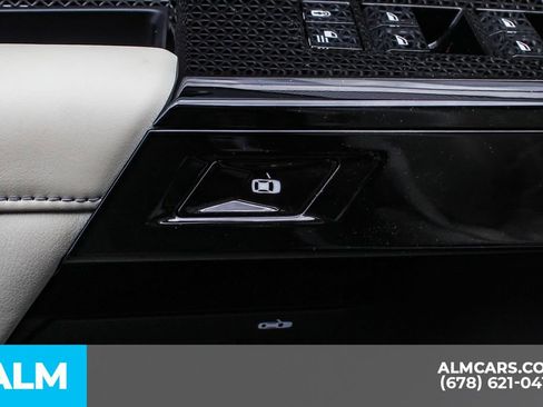 Used 2023 BMW 740i w/ Executive Package RWD image 32