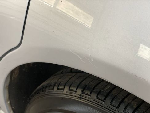 Used 2003 Ford Focus SE image 38