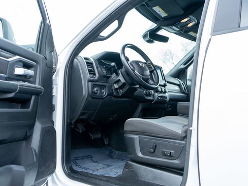 Used 2024 RAM 2500 Big Horn image 13