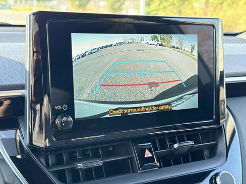 Used 2024 Toyota Corolla Cross Nightshade image 4