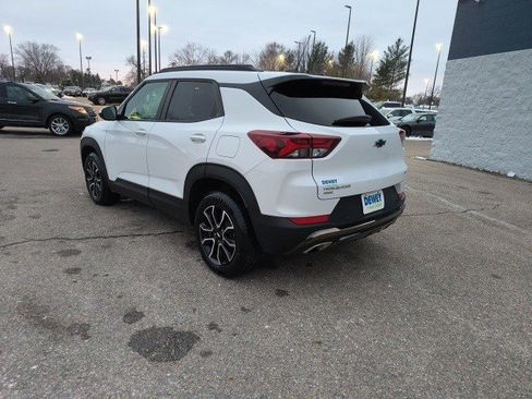 Used 2021 Chevrolet TrailBlazer ACTIV w/ Convenience Package image 3