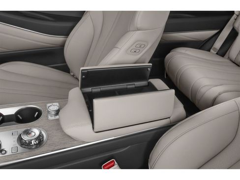 New 2025 Genesis GV80 2.5T Standard AWD/4WD image 10