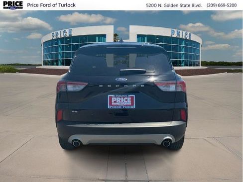 Certified 2022 Ford Escape SE FWD image 6