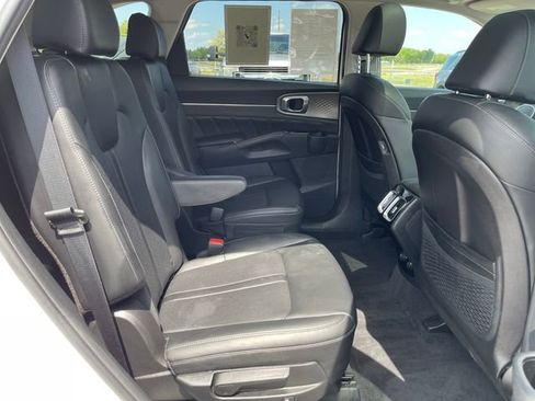 Used 2023 Kia Sorento SX FWD image 35