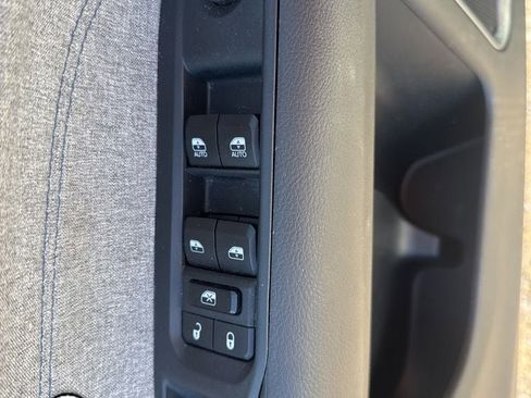 Used 2024 Jeep Compass Latitude AWD/4WD image 27