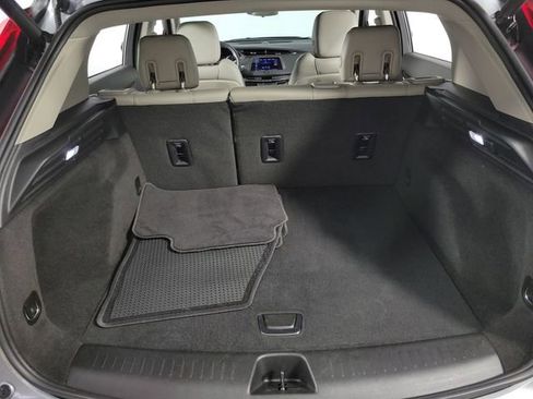 Used 2023 Cadillac XT4 Luxury w/ Cold Weather Package image 27