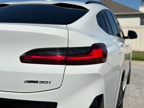 Used 2022 BMW X4 xDrive30i w/ M Sport Package 2 AWD/4WD image 12