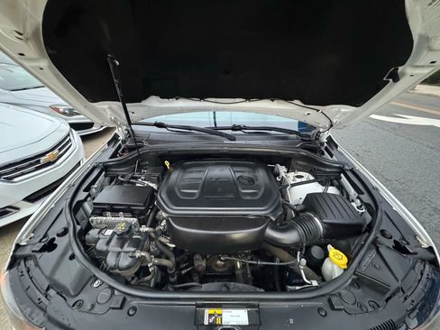 Used 2020 Jeep Grand Cherokee Altitude image 37