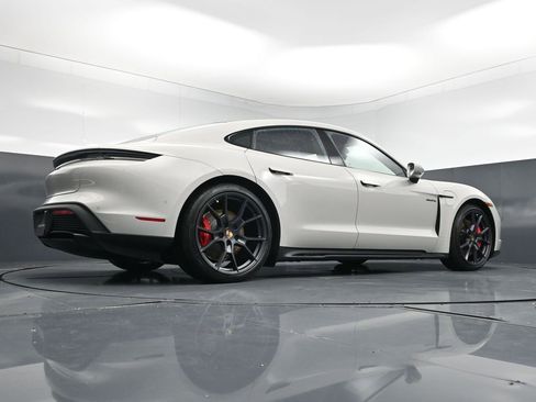 New 2026 Porsche Taycan GTS image 25