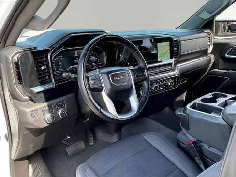 Used 2023 GMC Sierra 1500 Elevation image 12