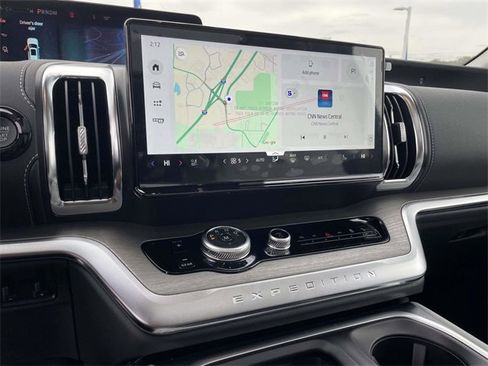 New 2025 Ford Expedition Max Platinum image 10