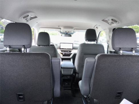 New 2026 Ford Explorer Active image 18