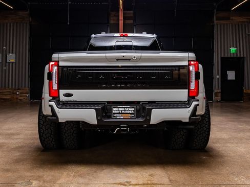 Used 2026 Ford F350 Platinum w/ Platinum Plus Package AWD/4WD image 6