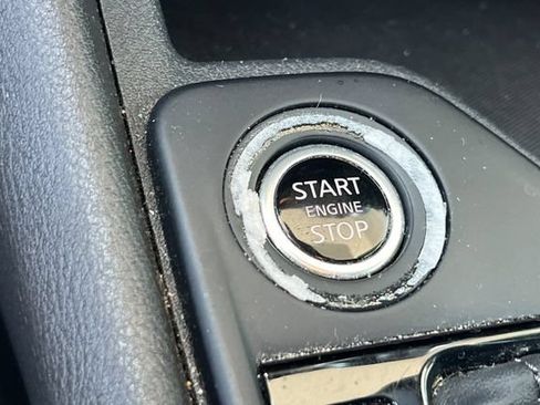 Used 2024 Nissan Sentra S FWD image 27