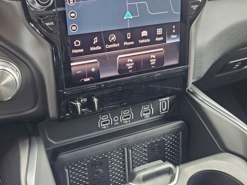 New 2026 RAM 1500 Laramie AWD/4WD image 26