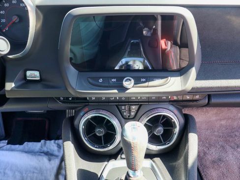 Used 2017 Chevrolet Camaro ZL1 image 20