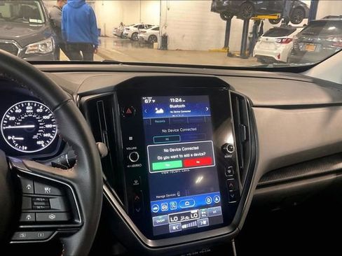 Used 2025 Subaru Crosstrek 2.5i Limited AWD/4WD image 6
