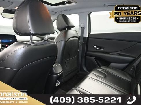 Used 2024 Hyundai Elantra Limited FWD image 10