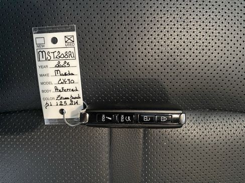 Used 2025 MAZDA CX-70 3.3 Turbo w/ Preferred Package image 18