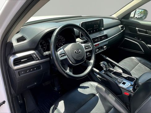 Used 2021 Kia Telluride S FWD image 17