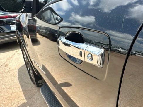 Used 2023 Nissan Titan Platinum Reserve w/ Moonroof Package AWD/4WD image 3