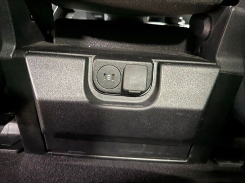 Used 2025 Ford F150 XLT w/ Equipment Group 301A Standard AWD/4WD image 17