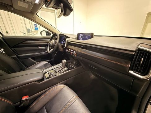 Used 2025 MAZDA CX-50 AWD 2.5 Hybrid w/ Premium Pkg image 29