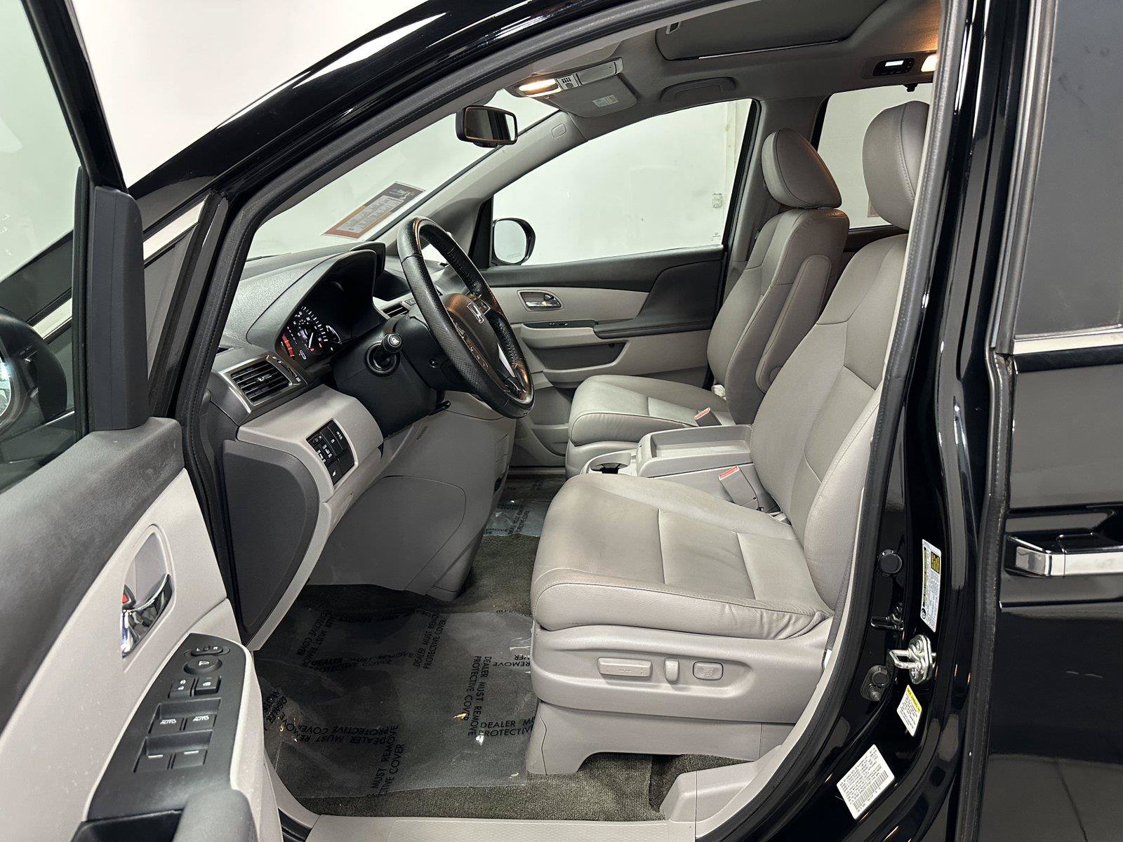 Used 2014 Honda Odyssey EX-L image 22