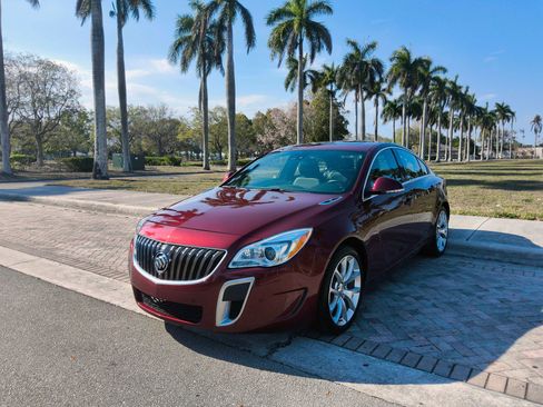 Used 2017 Buick Regal GS w/ Driver Confidence Package #1 image 2