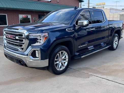 Used 2019 GMC Sierra 1500 SLT w/ SLT Premium Plus Package AWD/4WD image 1