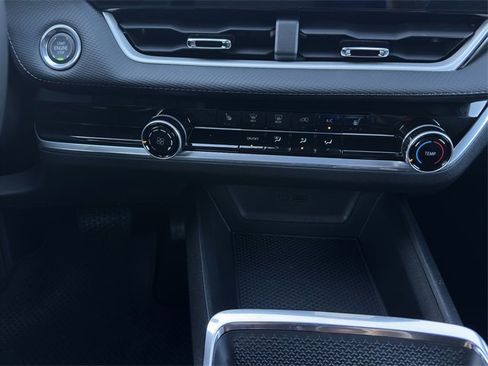 New 2026 Chevrolet Equinox LT w/ Midnight Edition image 13