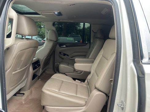 Used 2015 GMC Yukon XL SLT w/ Open Road Package RWD image 14