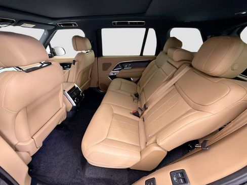 New 2026 Land Rover Range Rover Long Wheelbase SE AWD/4WD image 20
