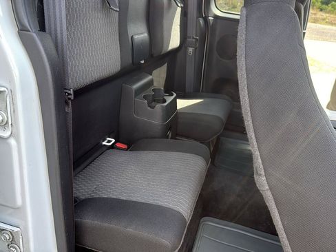 Used 2007 Chevrolet Colorado LT RWD image 36