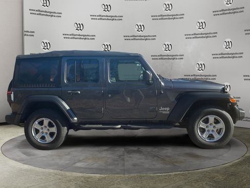 Used 2021 Jeep Wrangler Unlimited Sport S image 6