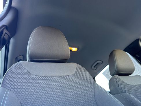 Used 2022 Chevrolet Bolt EUV LT image 17