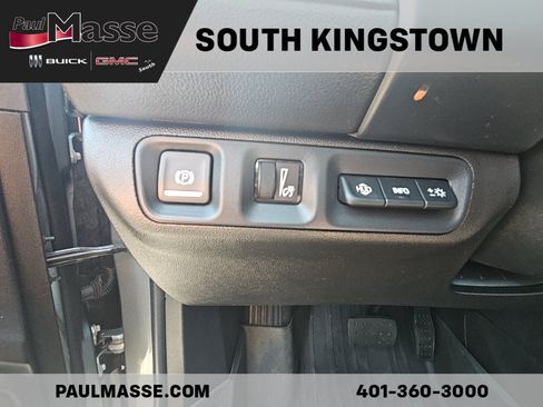 Used 2023 GMC Acadia AT4 w/ Technology Package AWD/4WD image 11