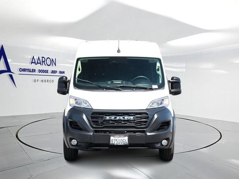 Used 2026 RAM ProMaster 2500 w/ Convenience Group FWD image 4