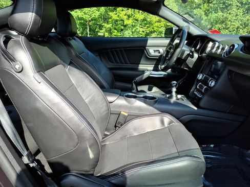 Certified 2022 Ford Mustang GT Premium w/ GT Performance Package RWD image 10