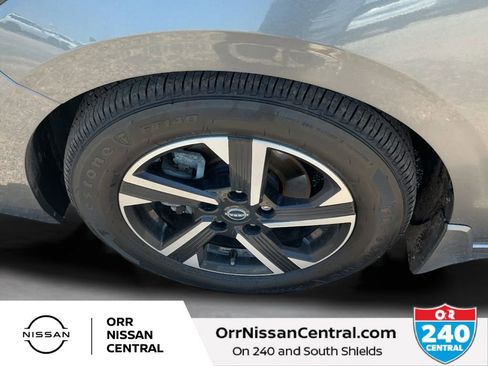 Used 2024 Nissan Sentra SV w/ All-Weather Package FWD image 9