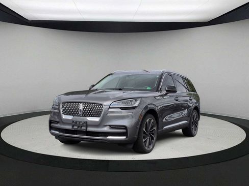 Used 2023 Lincoln Aviator Reserve w/ Equipment Group 201A AWD/4WD image 4