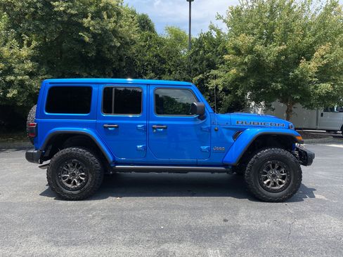 Used 2023 Jeep Wrangler Unlimited Rubicon 392 w/ Trailer Tow Package AWD/4WD image 10