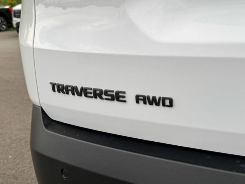 Used 2020 Chevrolet Traverse RS w/ LPO, Floor Liner Package image 37