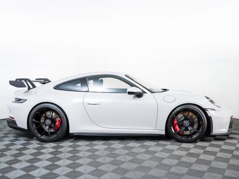 Used 2022 Porsche 911 GT3 image 9