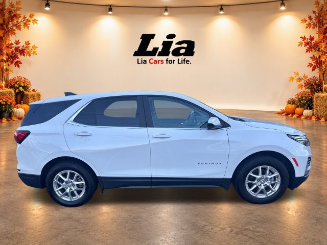 Used 2024 Chevrolet Equinox LT AWD/4WD image 2