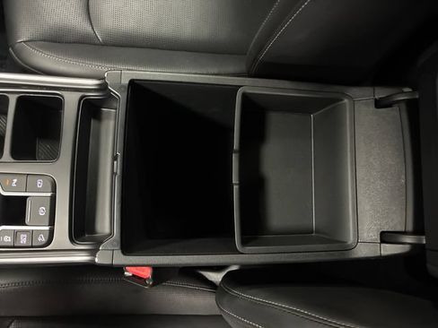 Used 2024 Kia Sorento S w/ Panoramic Sunroof Package FWD image 27