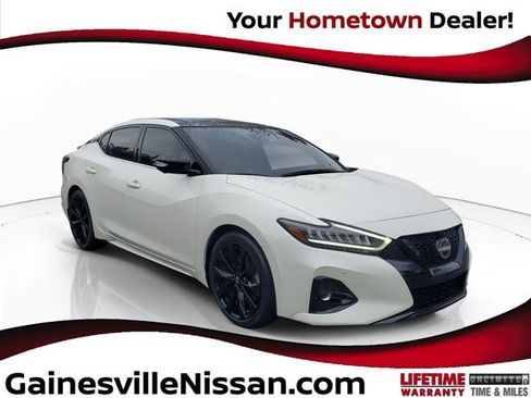 Used 2023 Nissan Maxima SR w/ Sport Mat Group image 1