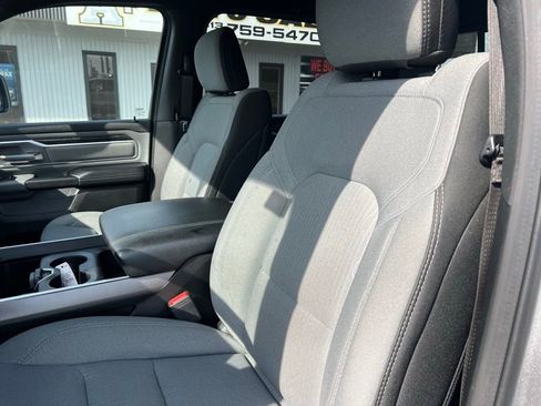 Used 2021 RAM 1500 Big Horn image 12