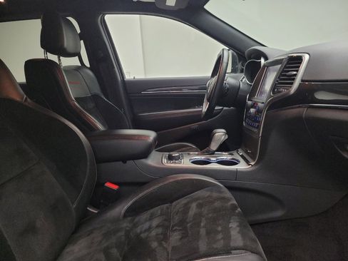 Used 2017 Jeep Grand Cherokee Trailhawk w/ Trailhawk Luxury Group image 21